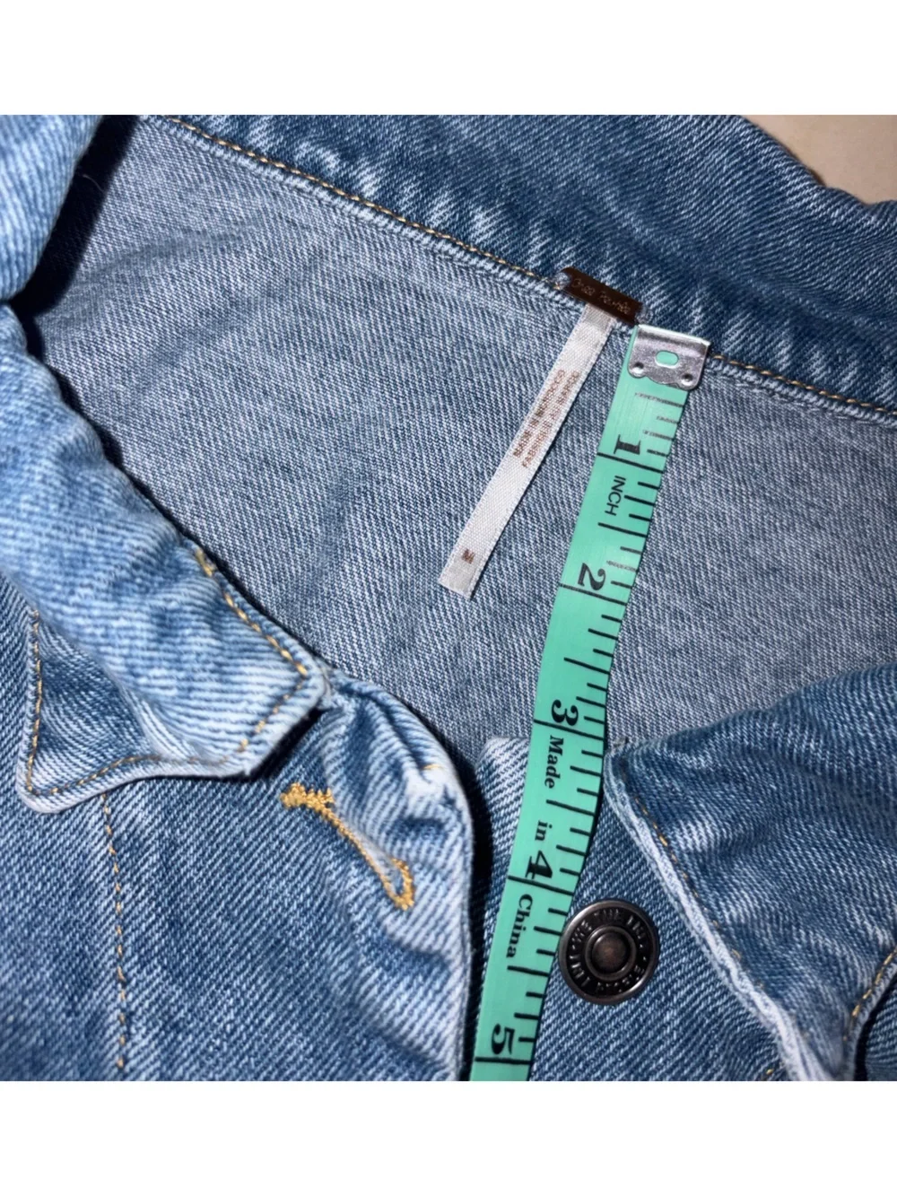 FREE PEOPLE Bedford Cropped Denim Jacket Sz med - Picture 13 of 14